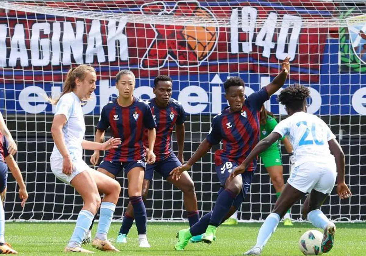 Eibar femenino - levante las planas